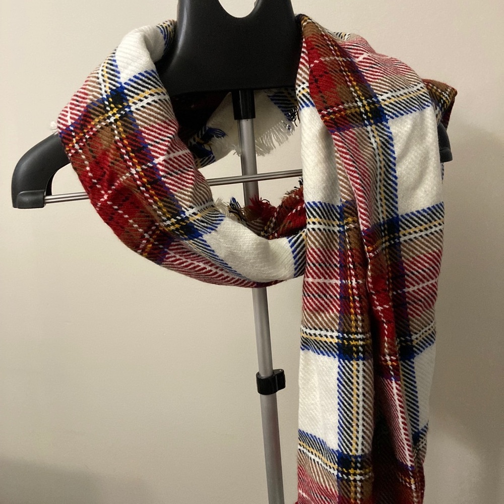 Plaid scarf